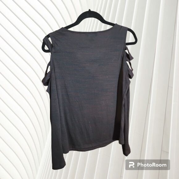 Rock & Republic Open Arm Shirt‎ Women's Size M V neck (A81) - Picture 2 of 2